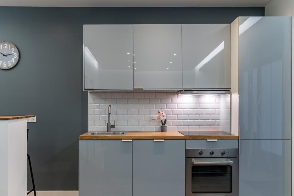 Hsh Batignolles Sauffroy Charming Apartment 8P Paris Exterior foto